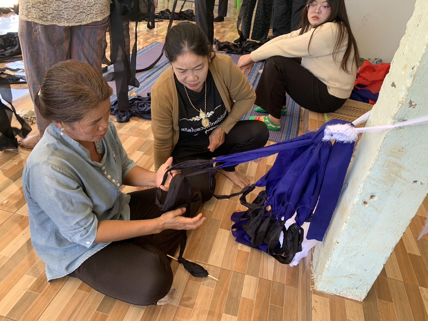 สำนักงานพัฒนาชุมชนอำเภออากาศอำนวย จังหวัดสกลนคร ขับเคลื่อนการดำเนินงานโครงการส่งเสริมประชาชนที่เป็นสมาชิกกองทุนชุมชนเข้าถึงแหล่งทุน