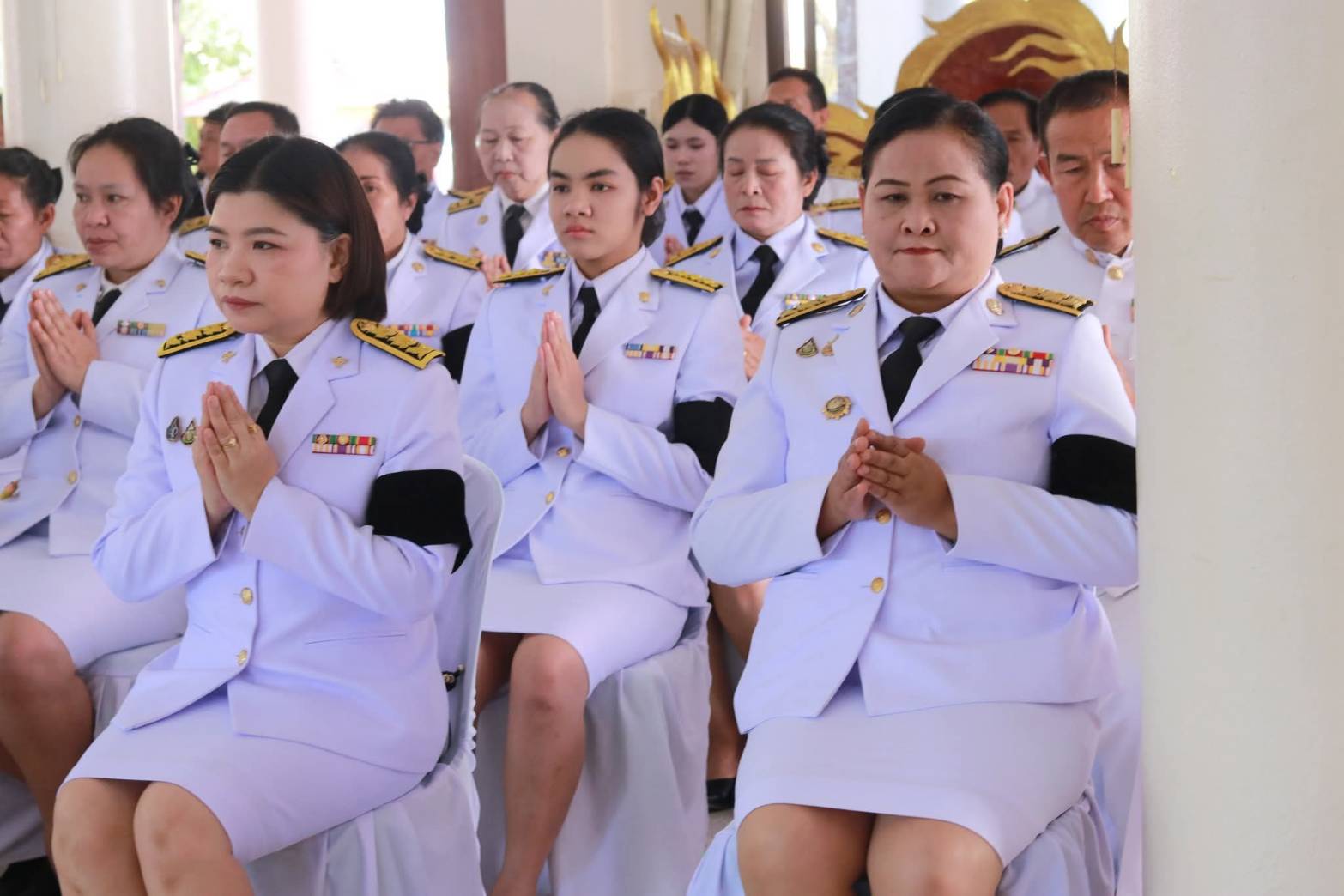 พช.อากาศอำนวย จ.สกลนคร:ร่วมพิธีบำเพ็ญกุศลสตมวารครบรอบ ๑๐๐ วัน แห่งการสวรรคต